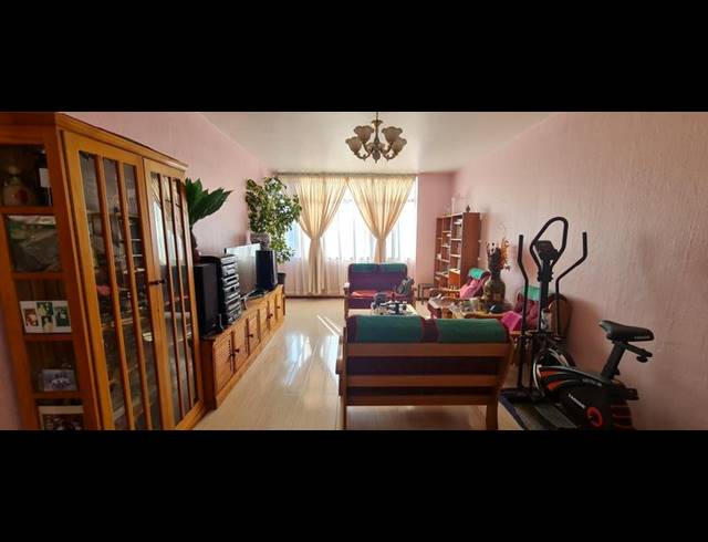 3 BEDROOM APARTMENT FOR SALE IN BEDFORD GARDENS